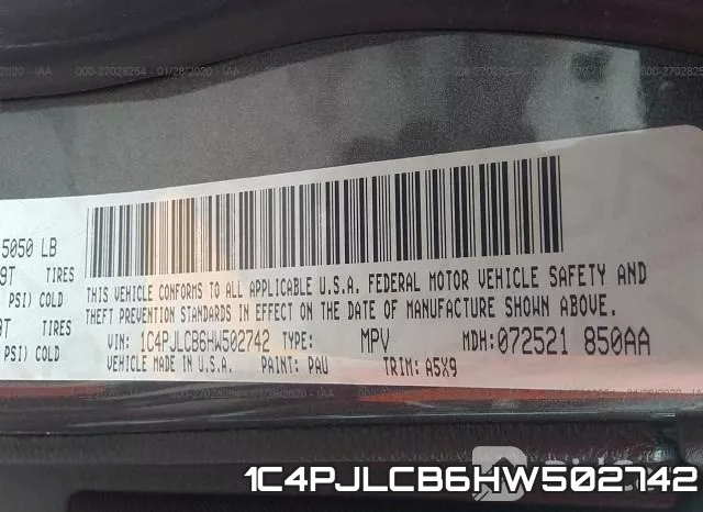 1C4PJLCB6HW502742_9.webp