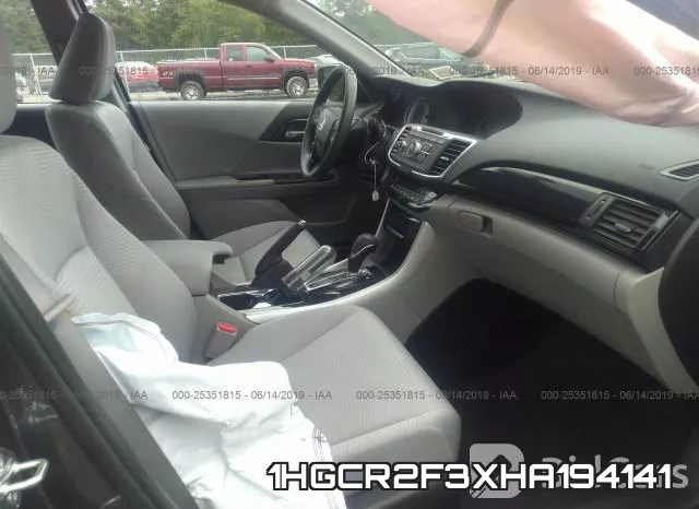 1HGCR2F3XHA194141_5.webp