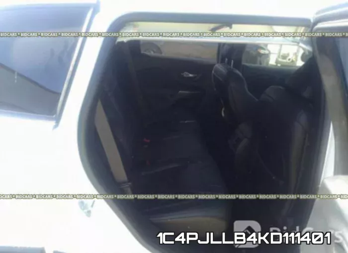 1C4PJLLB4KD111401_8.webp