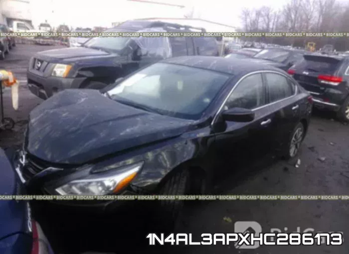1N4AL3APXHC286173_2.webp