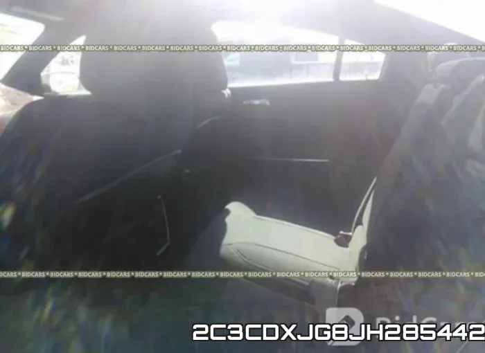 2C3CDXJG8JH285442_8.webp