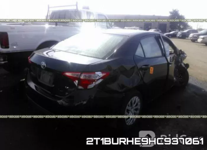 2T1BURHE9HC937061_4.webp