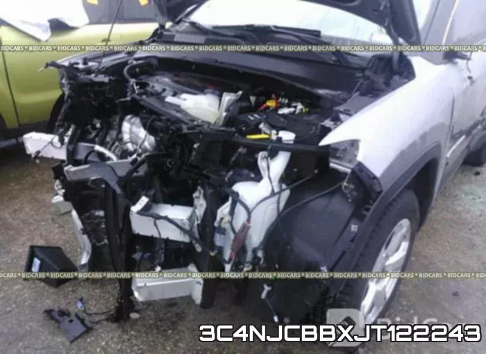 3C4NJCBBXJT122243_6.webp