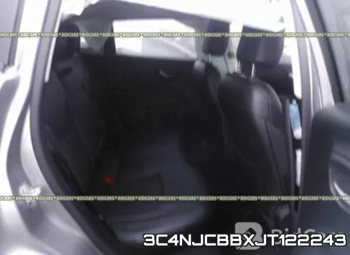 3C4NJCBBXJT122243_8.webp
