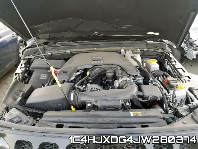 1C4HJXDG4JW280374_7.webp