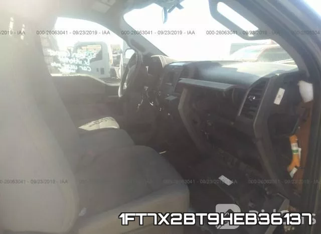 1FT7X2BT9HEB36137_5.webp