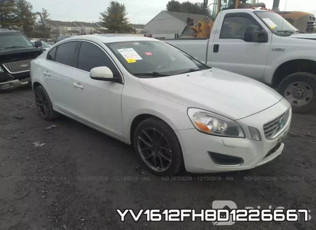 YV1612FH8D1226667