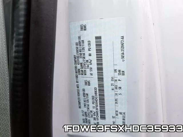 1FDWE3FSXHDC35933_10.webp