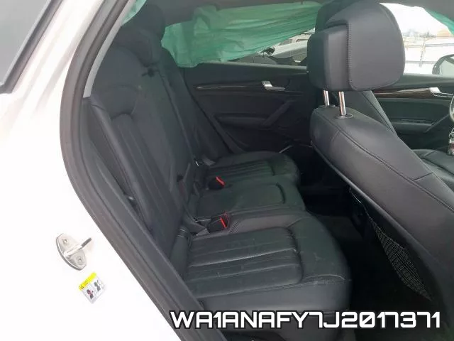 WA1ANAFY7J2017371_6.webp