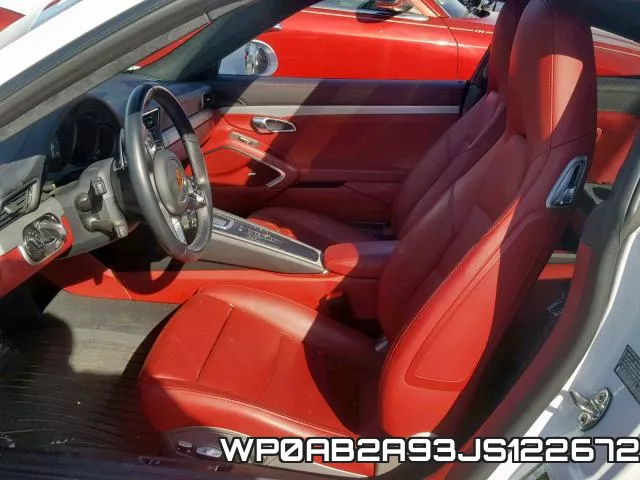 WP0AB2A93JS122672_5.webp