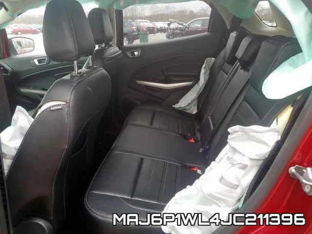 MAJ6P1WL4JC211396_6.webp