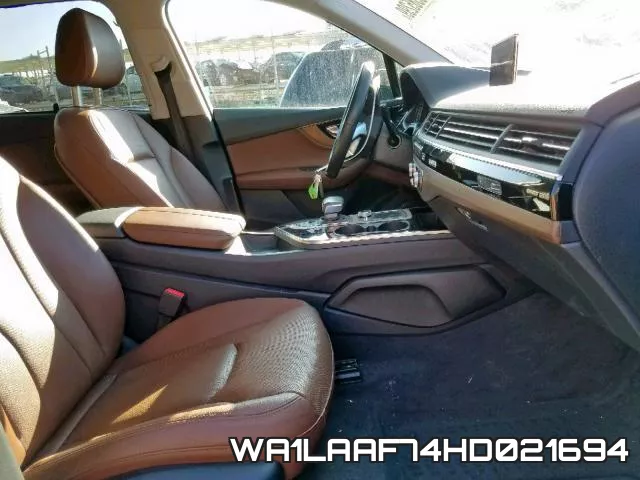 WA1LAAF74HD021694_5.webp