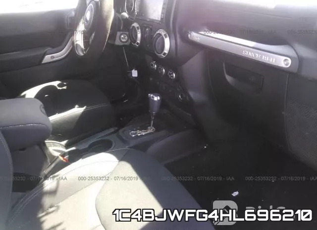 1C4BJWFG4HL696210_5.webp