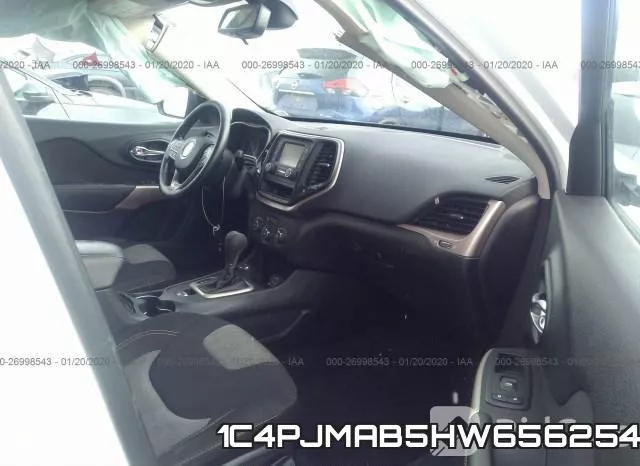 1C4PJMAB5HW656254_5.webp