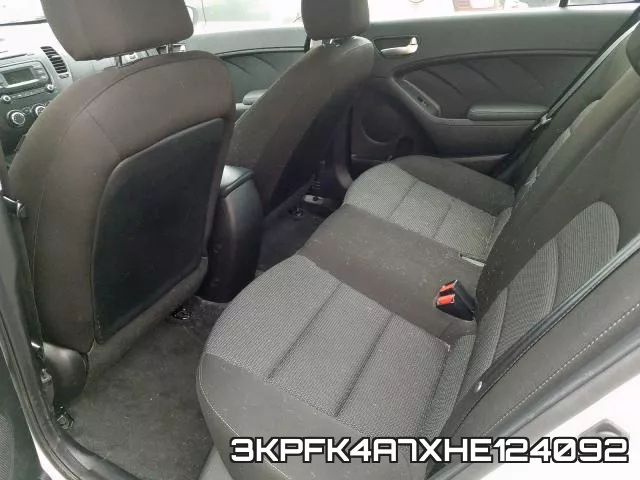 3KPFK4A7XHE124092_6.webp