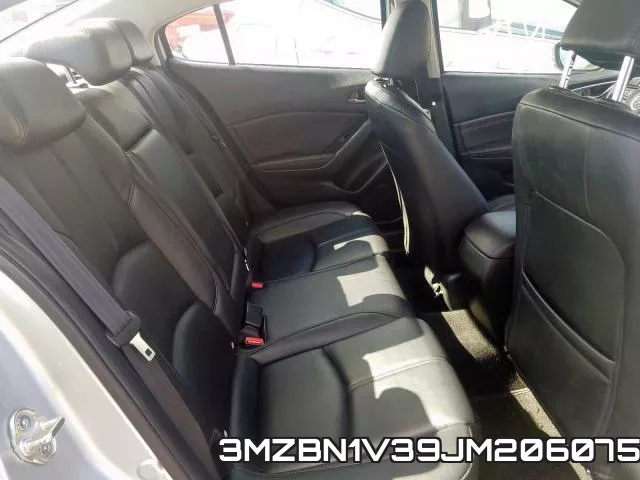 3MZBN1V39JM206075_6.webp