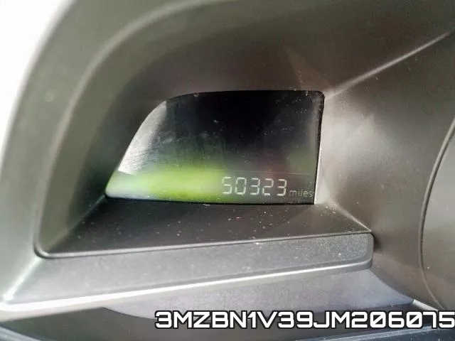 3MZBN1V39JM206075_8.webp