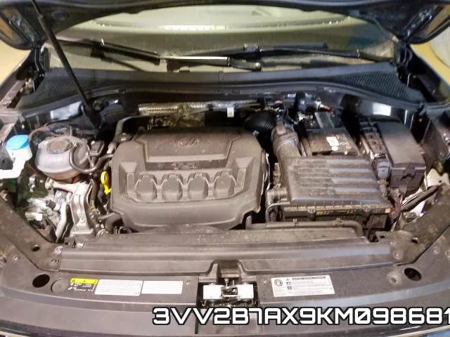 3VV2B7AX9KM098681_7.webp