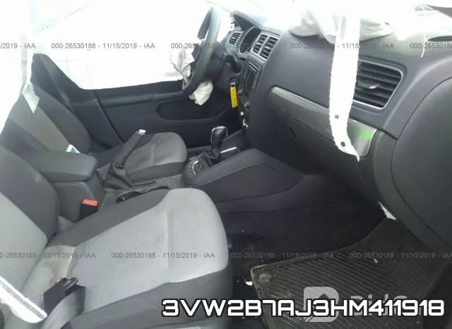 3VW2B7AJ3HM411918_5.webp