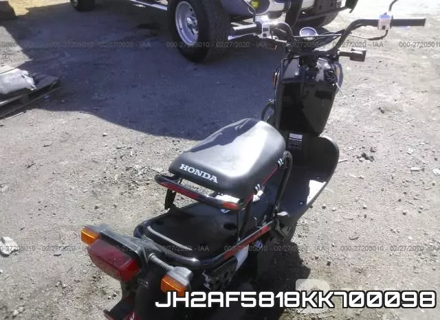 JH2AF5818KK700098_4.webp