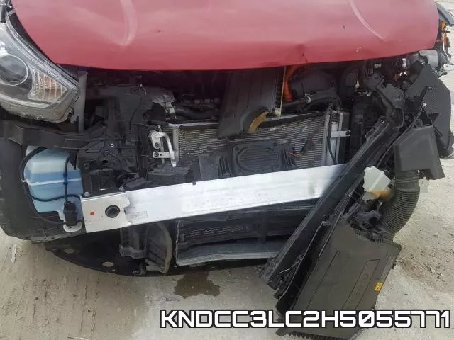 KNDCC3LC2H5055771_9.webp