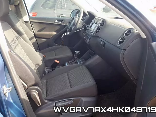 WVGAV7AX4HK048719_5.webp