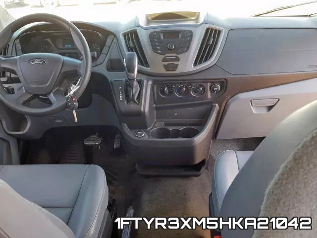 1FTYR3XM5HKA21042_9.webp
