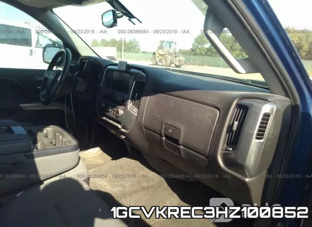 1GCVKREC3HZ100852_5.webp