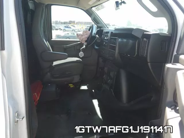1GTW7AFG1J1911417_5.webp