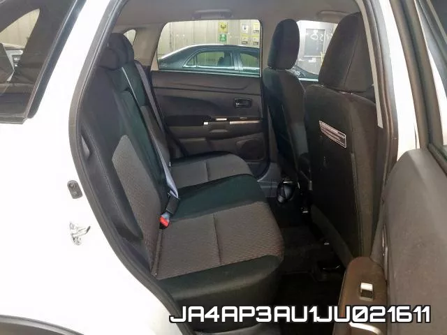 JA4AP3AU1JU021611_6.webp
