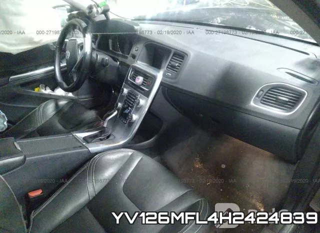 YV126MFL4H2424839_5.webp