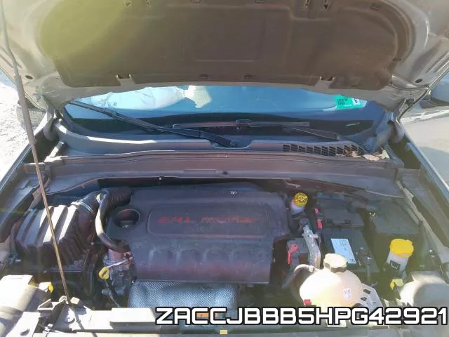 ZACCJBBB5HPG42921_7.webp