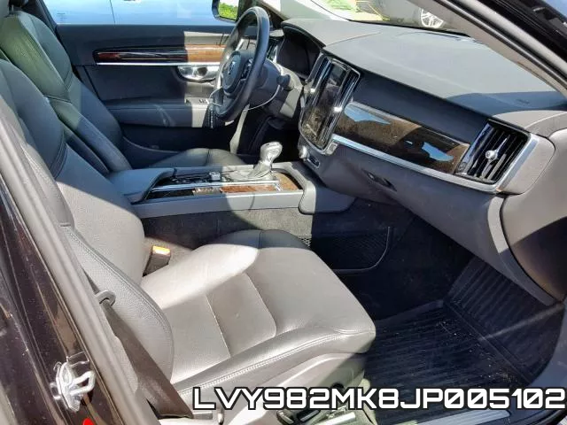 LVY982MK8JP005102_5.webp