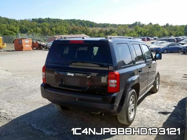1C4NJPBB8HD133121_4.webp