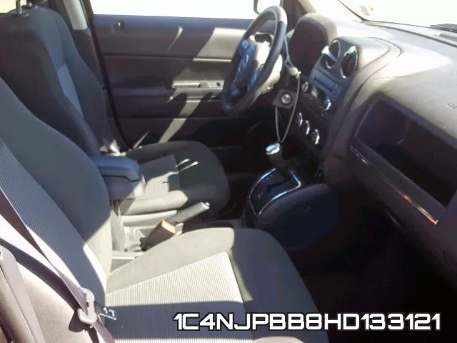 1C4NJPBB8HD133121_5.webp