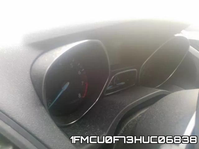 1FMCU0F73HUC06838_8.webp