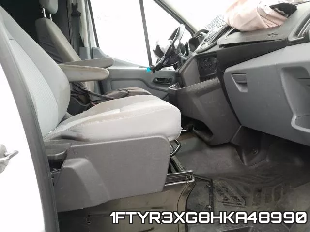 1FTYR3XG8HKA48990_5.webp