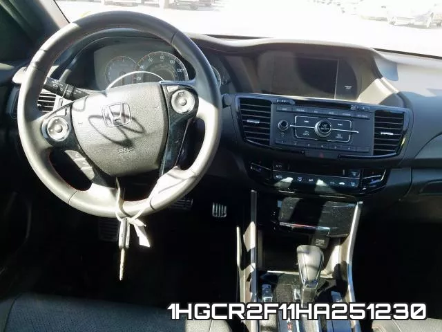 1HGCR2F11HA251230_9.webp