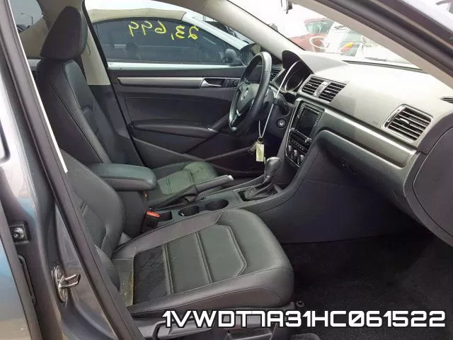 1VWDT7A31HC061522_5.webp