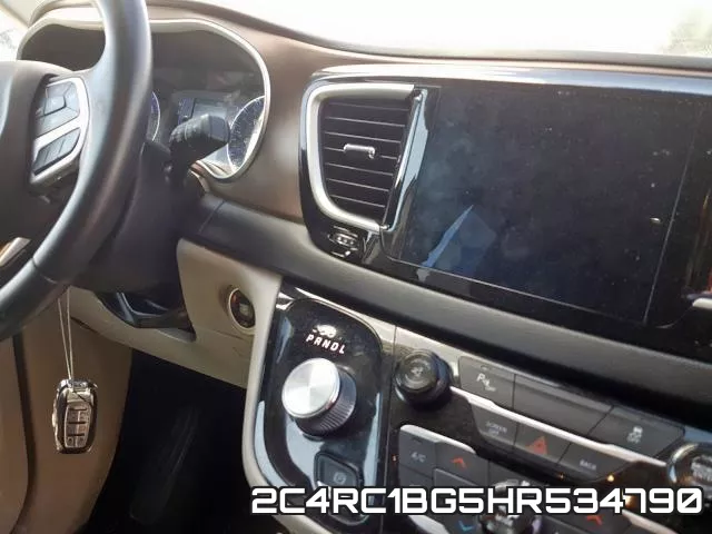 2C4RC1BG5HR534790_9.webp
