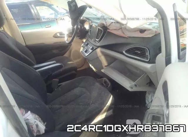 2C4RC1DGXHR837867_5.webp