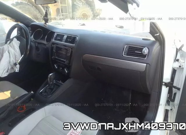 3VWD17AJXHM409370_5.webp