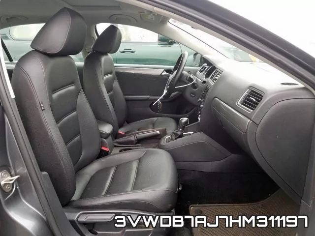 3VWDB7AJ7HM311197_5.webp
