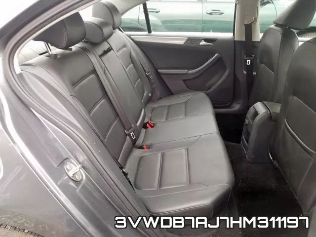 3VWDB7AJ7HM311197_6.webp