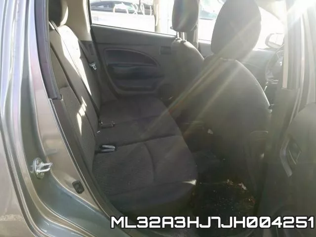 ML32A3HJ7JH004251_6.webp