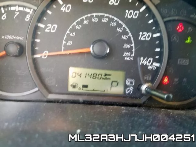 ML32A3HJ7JH004251_8.webp