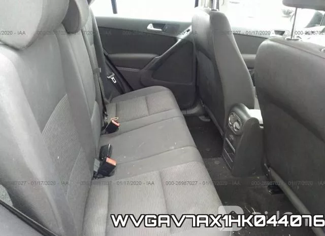 WVGAV7AX1HK044076