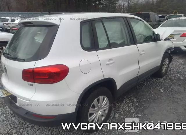WVGAV7AX5HK047966