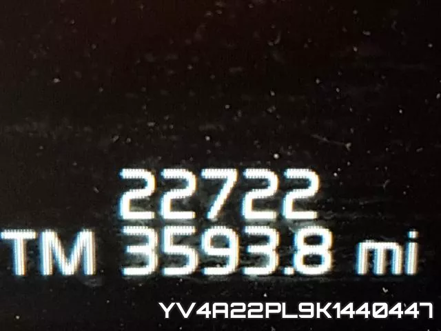 YV4A22PL9K1440447_8.webp