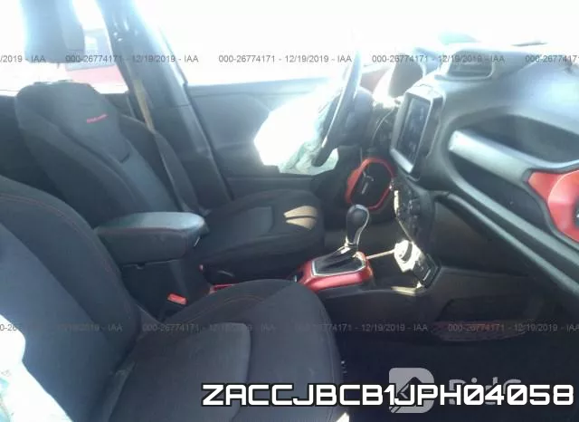 ZACCJBCB1JPH04058_5.webp
